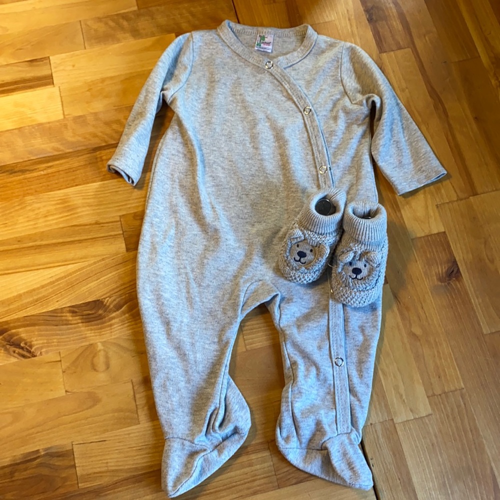Wrap Front sleeper and Booties